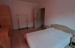 Apartament modern, parcare, etaj intermediar, zona Teilor
