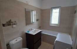 Apartament modern, parcare, etaj intermediar, zona Teilor