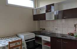 Garsoniera, 28 mp, in zona strazii Parang