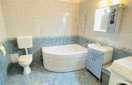 Apartament cu 2 camere, 65 mp, decomandat, parcare, zona strazii Horea