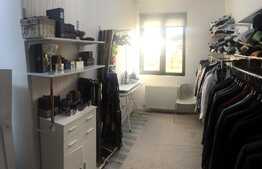 De vanzare casa 240 mp utili, teren 2150, Exterior Vest!