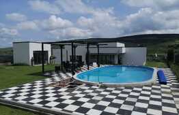 De vanzare casa 240 mp utili, teren 2150, Exterior Vest!