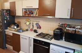 Apartament 3 camere, etaj intermediar, loc parcare! Zona strazii Sesul de Sus!