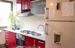 3 camere, decomandat, 65mp, garaj, balcon, zona strazii Rasinari