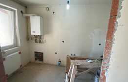 OPORTUNITATE!Apartament decomandat,intermediar,41mp,parcare,zona Muzeul Apei