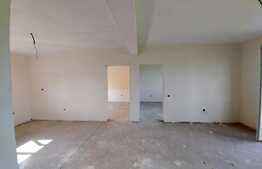 Apartament 3 camere, semifinisat, zona Terra!