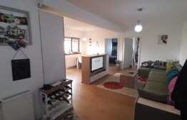 Apartament cu gradina, 2 balcoane, zona Sub Cetate