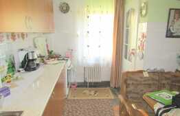 3 camere, 63,5 mp, decomandat,  boxa la subsol, zona Expo Transilvania 