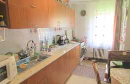 3 camere, 63,5 mp, decomandat,  boxa la subsol, zona Expo Transilvania 