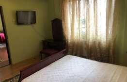 Apartament 3 camere, 100 mp, strada Bucuresti, 