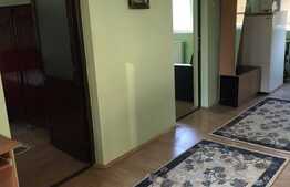 Apartament 3 camere, 100 mp, strada Bucuresti, 