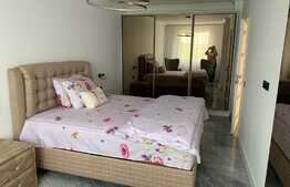 Apartament ultrafinisat, totul nou, bloc nou, etaj intermediar, zona Vivo