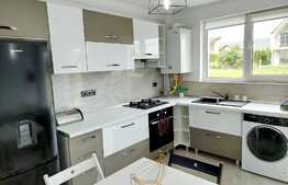 Apartament lux, 2 camere, gradina 50mp, zona Dumitru Mocanu