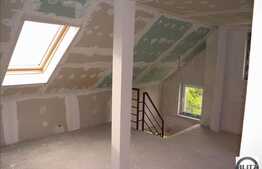 Apartament  4 camere, semifinisat in Manastur, cu scara interioara.