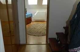 Vanzare apartament decomandat cu 2 camere, 56 mp plus pod de 20 mp