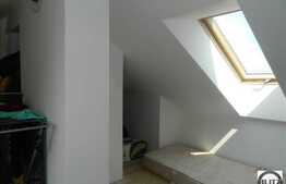 Vanzare apartament decomandat cu 2 camere, 56 mp plus pod de 20 mp