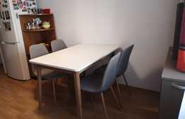 Apartament 2 camere, 55 mp, decomandat, zona strazii Bucuresti