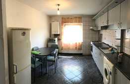 Apartament 2 camere, 61 mp, decomandat, zona strazii Scortarilor