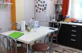 Apartament 3 camere, 64 mp, boxa, zona Primaverii