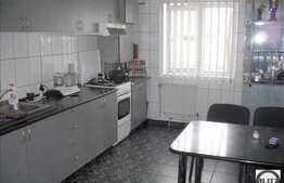 Vanzare apartament 3 camere!