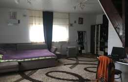 De vanzare casa pentru 2 familii, teren 1200 mp!