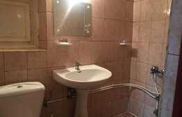 De vanzare casa pentru 2 familii, teren 1200 mp!