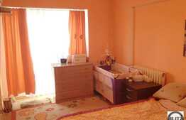 De vanzare apartament 3 camere, decomandat, loc parcare si boxa, zona Kaufland