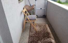 Apartament la cheie, etaj 1, decomandat, parcare cu CF ! Zona Centrala!