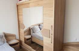 Apartament la cheie, etaj 1, decomandat, parcare cu CF ! Zona Centrala!