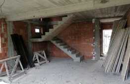 Casa individuala de vanzare, 162 mp, 474 mp teren, Chinteni