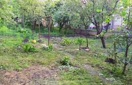 Casa individuala, renovabila/demolabila, 170 mp, teren 900 mp, in Andrei Muresanu, zona Ramada