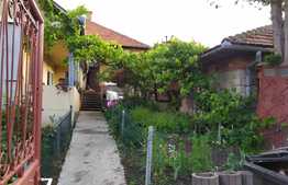 Casa individuala, renovabila/demolabila, 170 mp, teren 900 mp, in Andrei Muresanu, zona Ramada