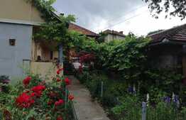 Casa individuala, renovabila/demolabila, 170 mp, teren 900 mp, in Andrei Muresanu, zona Ramada