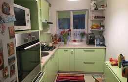 Apartament 2 camere, decomandat, etaj intermediar, 58mp, parcare! Zona strazii Florilor!