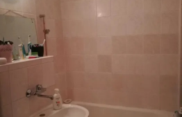 Garsoniera cocheta, luminoasa, mobilata utiliata, 32mp, zona strazii Parang