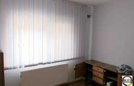 De vanzare 3 camere, decomandat, 68 mp, zona strazii Eroilor!