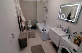 Apartament spatios, terasa de 13 mp, parcare, zona strazii Eroilor!