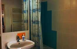 Apartament cu o camera 37 mp, parcare, zona strazii Plopilor