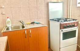 Garsoniera 28 mp, decomandata, balcon, zona strazii Observatorului