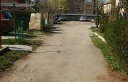 Apartament 2 camere, decomandat, 48 mp, loc de parcare, zona centrala