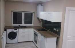 Apartament 2 camere, decomandat, 48 mp, loc de parcare, zona centrala