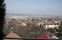 Apartament 3 camere 96mp, zona Andrei Muresanu