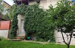 Casa individuala cu 4 apartamente, 320 mp utili, 470 mp teren! Investitie! 