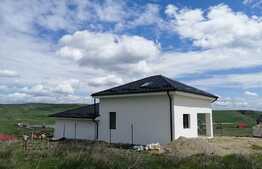 Casa de vanzare in Campenesti, 150 mp utili, 623 mp teren