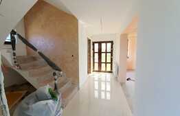 Casa individuala de 240 mp, teren de 500 mp!