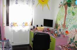 Suprafata generoasa, ultrafinisaje, zona foarte buna.Merita Vazut!