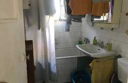 Apartament de vanzare, 2 camere, cu garaj!