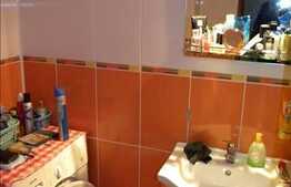 Apartament cu 3 camere la pret foarte bun!