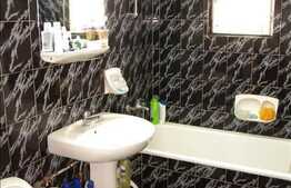 Apartament cu 3 camere la pret foarte bun!