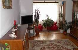 Apartament cu 3 camere la pret foarte bun!